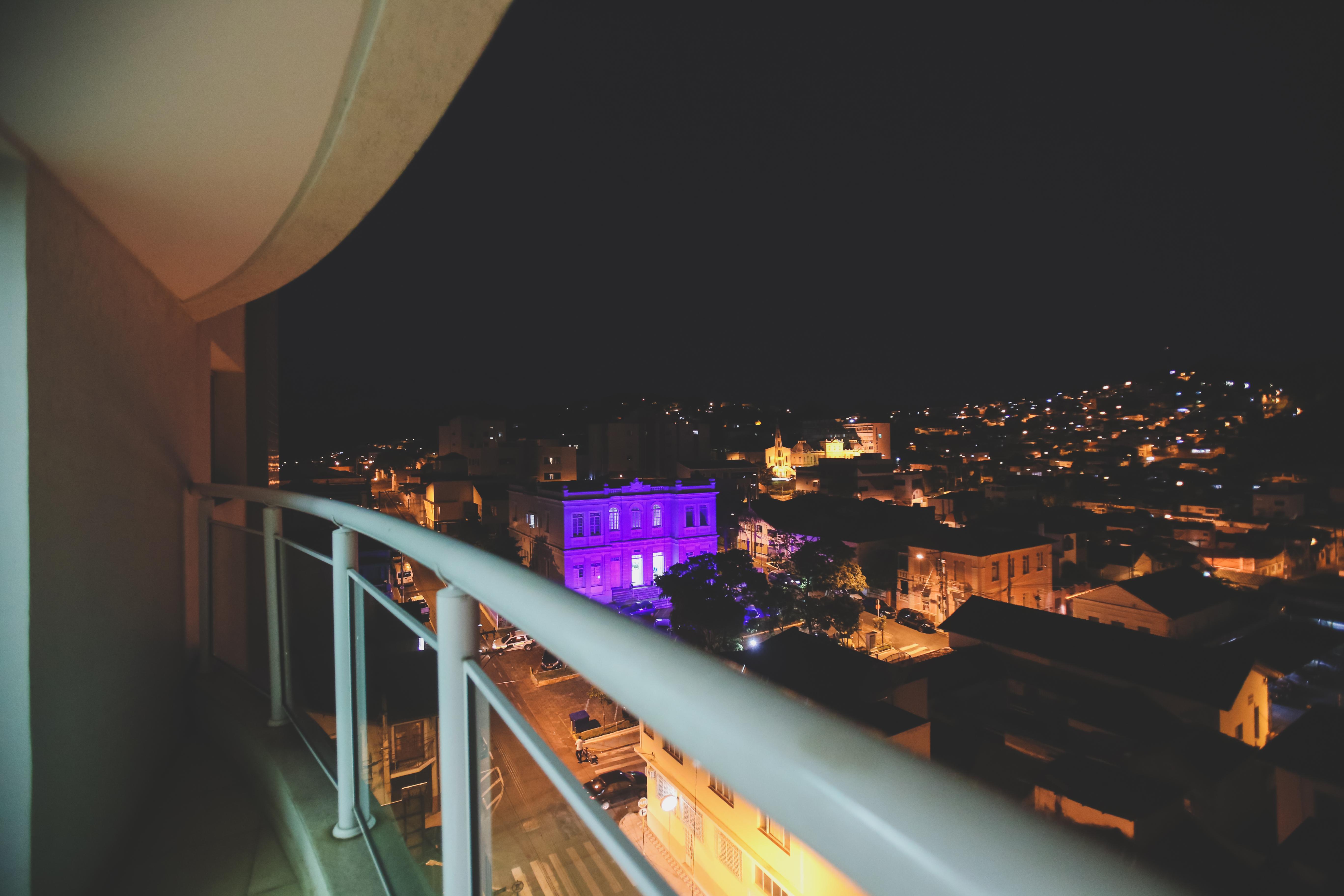 Gontijo Inn Hotel Itajubá Exteriér fotografie View of the city from the balcony of a hotel