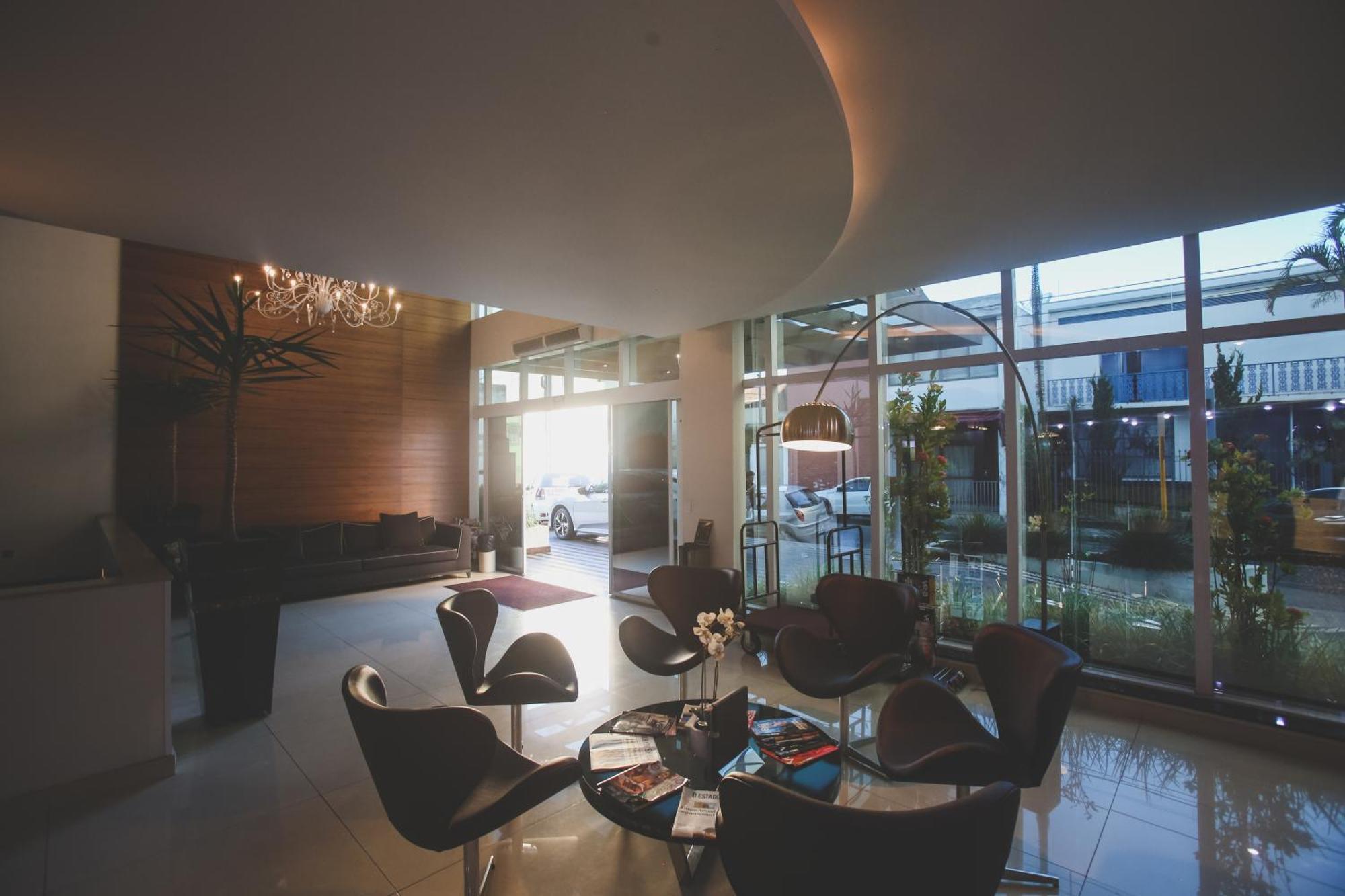 Gontijo Inn Hotel Itajubá Exteriér fotografie Lobby